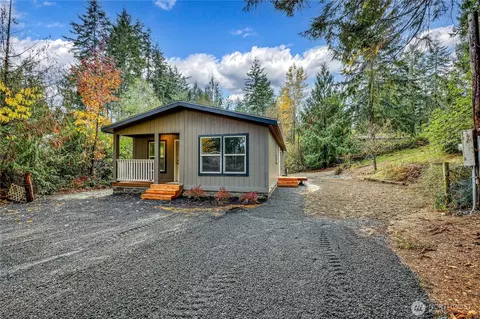 180 E Barnsby Pl, Shelton, WA 98584
