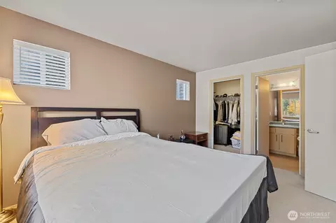 Bedroom - 10709 Valley View Rd #B403, Bothell, WA 98011 photo 4 of 4