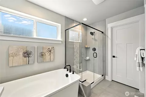 Bath - 10 Meridian Ave SE #CR 09, Bothell, WA 98012 photo 5 of 6