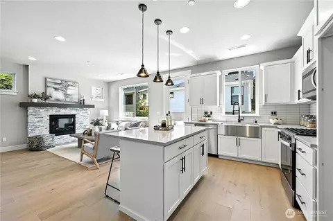 Kitchen - 10 Meridian Ave SE #CR 09, Bothell, WA 98012 photo 6 of 13