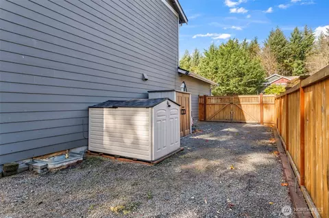Exterior - 19806 207th Street Ct E, Orting, WA 98360 photo 4 of 7