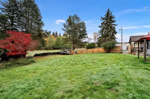 Exterior - 26707 Orville Rd E, Orting, WA 98360 photo 4 of 12