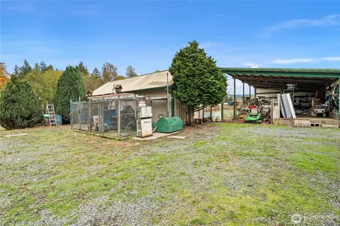Exterior - 26707 Orville Rd E, Orting, WA 98360 photo 11 of 12