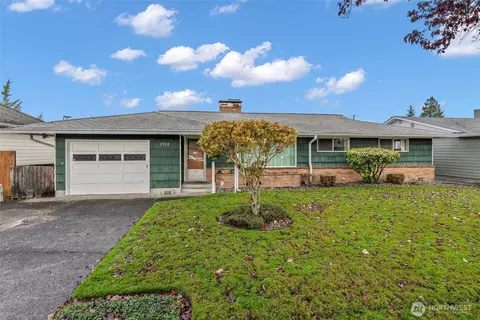 2932 Maryland St, Longview, WA 98632