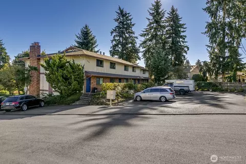 Exterior - 2418 Euclid Ave, Everett, WA 98203 photo 9 of 9