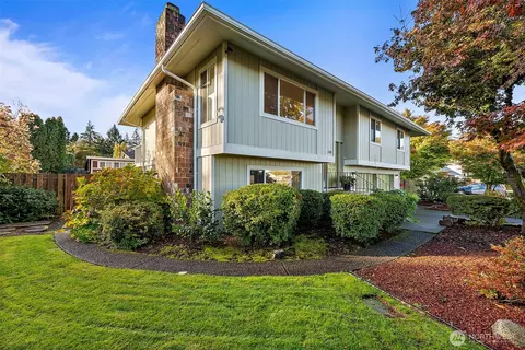 1308 129th St S, Tacoma, WA 98444