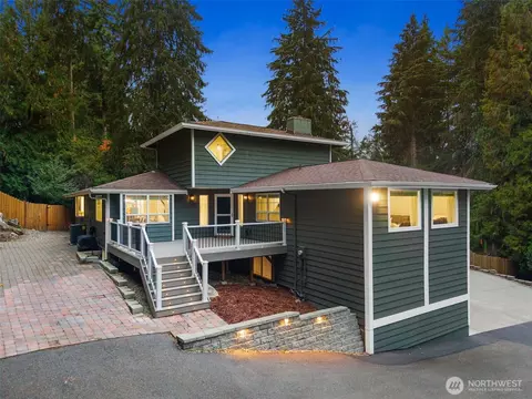 2330 34th St SE, Puyallup, WA 98374
