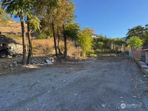 0 E Allen St, Chelan, WA 98816