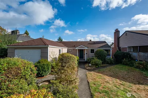 7332 58th Ave NE, Seattle, WA 98115