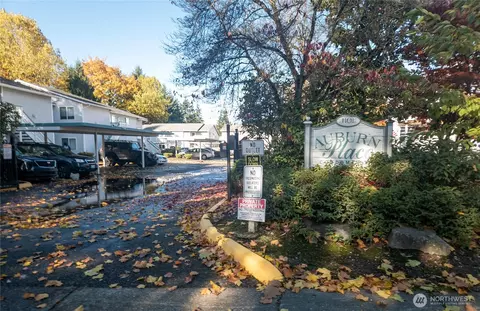 1101 37th St SE #402, Auburn, WA 98002