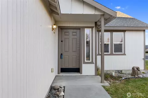 1310 W Virginia, Moses Lake, WA 98837