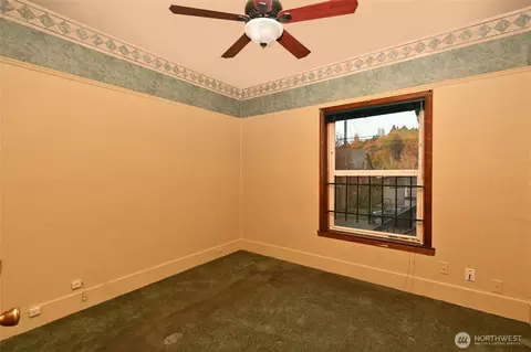 Bedroom - 125 29th Ave E, Seattle, WA 98112 photo 1 of 3