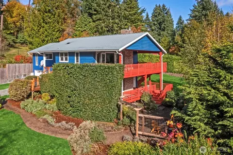 10514 SW 110th St, Vashon, WA 98070