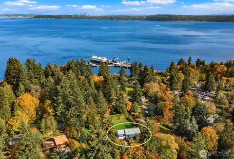 10514 SW 110th St, Vashon, WA 98070