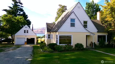 1555 Swartout Rd, Manson, WA 98831