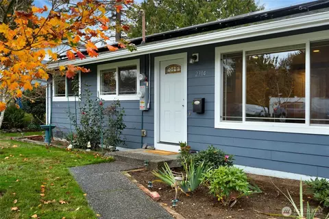2304 E Ave, Anacortes, WA 98221