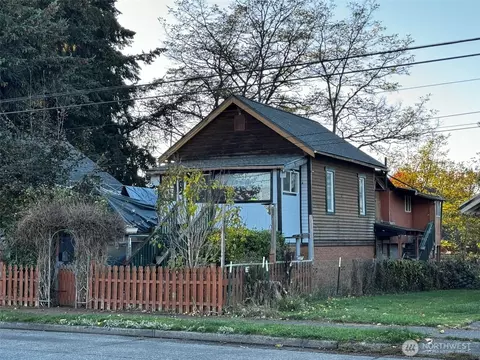 507 Yew St, Centralia, WA 98531