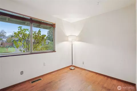 1903 Clovercrest St, Enumclaw, WA 98022 photo 14