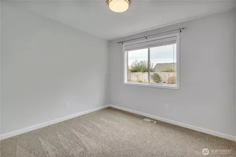 Bedroom - 3005 Edel Ave, Enumclaw, WA 98022 photo 5 of 7