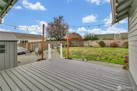 Exterior - 3005 Edel Ave, Enumclaw, WA 98022 photo 2 of 6