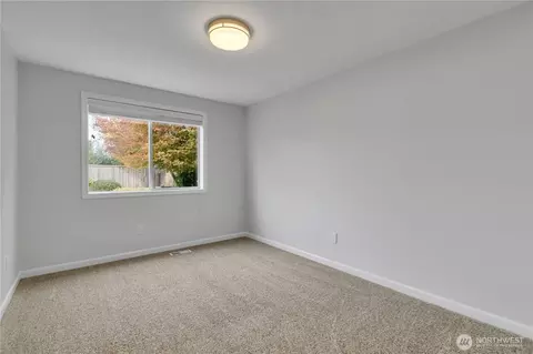 Bedroom - 3005 Edel Ave, Enumclaw, WA 98022 photo 7 of 7
