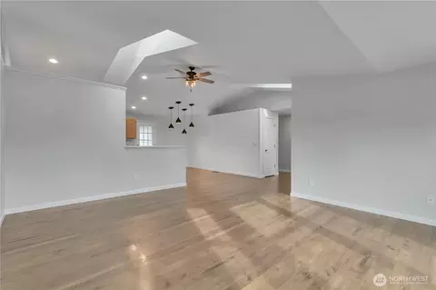 Living - 3005 Edel Ave, Enumclaw, WA 98022 photo 4 of 4