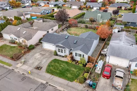View/Area - 3005 Edel Ave, Enumclaw, WA 98022 photo 2 of 4
