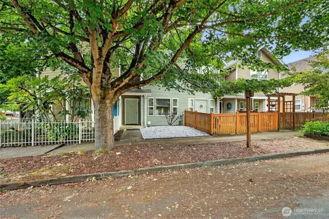 3311 S Juneau St, Seattle, WA 98118