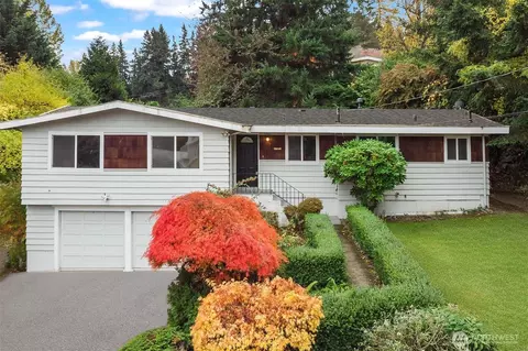 15641 SE 24th St, Bellevue, WA 98008