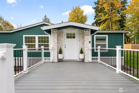 6583 Goodwin Rd, Everson, WA 98247 photo 2