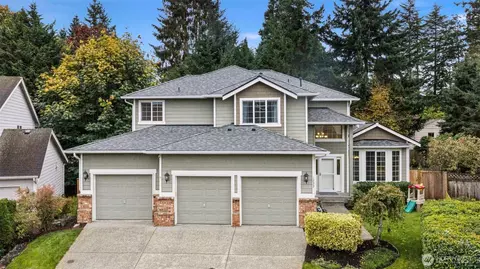 1233 160th St SW, Lynnwood, WA 98087