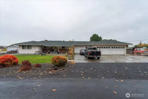 20271 Linden Rd NW, Soap Lake, WA 98851
