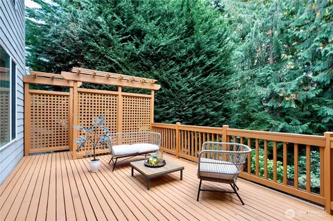Exterior - 21713 38th Dr SE, Bothell, WA 98021 photo 4 of 5