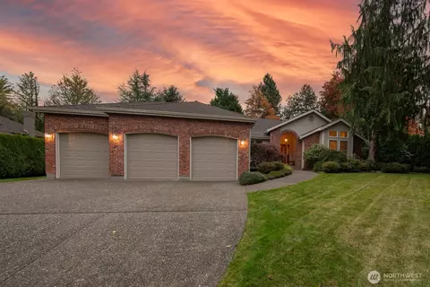 Exterior - 2929 184th Pl SE, Bothell, WA 98012 photo 3 of 11