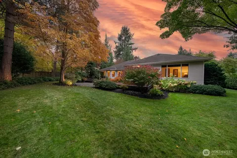 Exterior - 2929 184th Pl SE, Bothell, WA 98012 photo 10 of 11