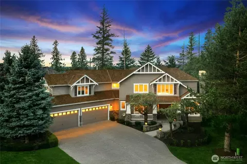 2070 277th Ave SE, Sammamish, WA 98075