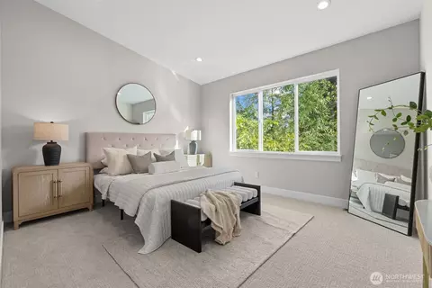 Bedroom - 18616 92nd Ave NE, Bothell, WA 98011 photo 1 of 7