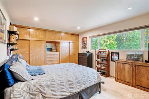 Bedroom - 8 Tree Top Rd, Longview, WA 98632 photo 4 of 6