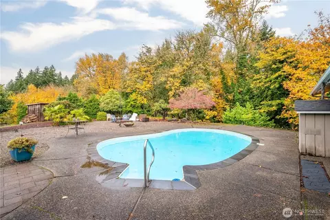 Exterior - 8 Tree Top Rd, Longview, WA 98632 photo 3 of 6
