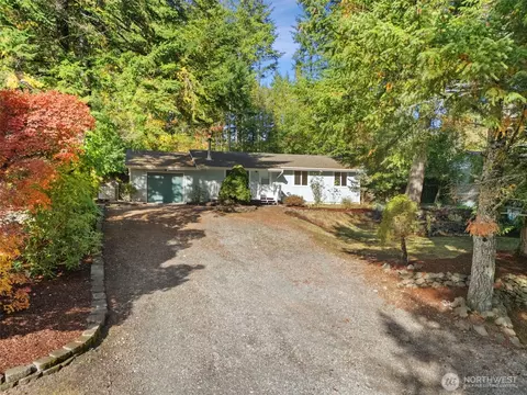 690 NE Larson Blvd, Belfair, WA 98528