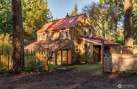 2110 Rosewood St, Port Townsend, WA 98368