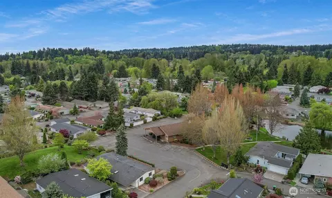View/Area - 24004 10th Pl W, Bothell, WA 98021 photo 2 of 8