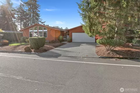 Exterior - 24004 10th Pl W, Bothell, WA 98021 photo 2 of 10