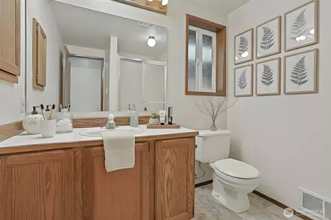 Bath - 24004 10th Pl W, Bothell, WA 98021 photo 3 of 3