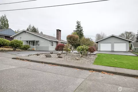 416 N 1st St, Montesano, WA 98563