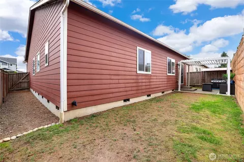 Exterior - 1108 206th St E, Spanaway, WA 98387 photo 6 of 7