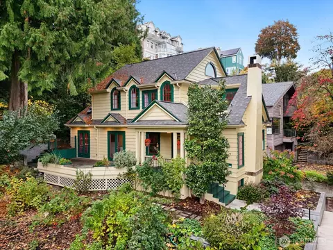 615 36th Ave, Seattle, WA 98122