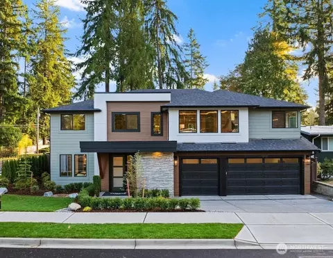 12127 NE 65th St, Kirkland, WA 98033