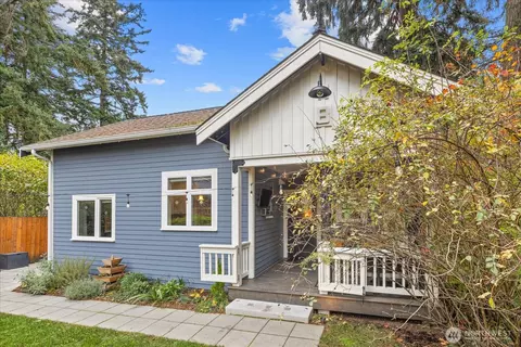 14034 2nd Ave NW #B, Seattle, WA 98177