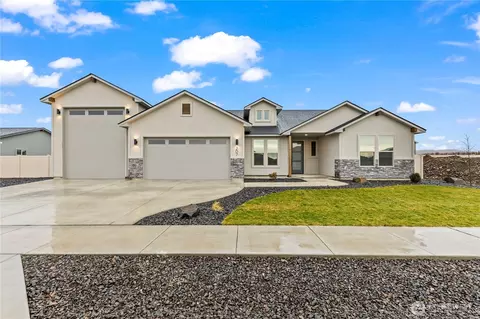 207 E Chinook Rd, Ellensburg, WA 98926